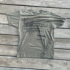 Apt. 9 Men's Olive Graphic Tee